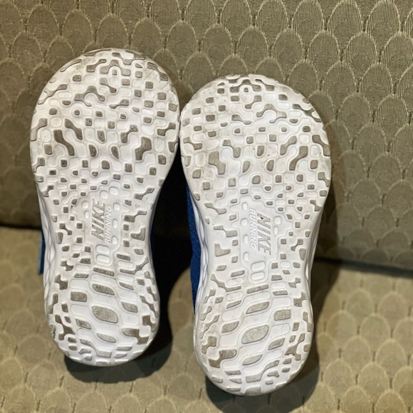 Nike Blue size 7c Velcro - Picture 5 of 5